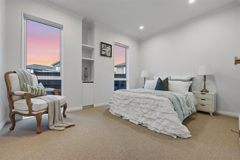 Photo of property in 240 Park Estate Road, Rosehill, Papakura, 2113