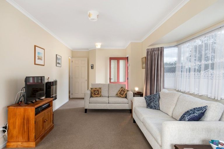 Photo of property in 1/122 Kenny Street, Waihi, 3610