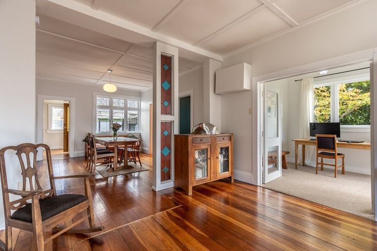 Photo of property in 27 Toi Street, Otaki Beach, Otaki, 5512