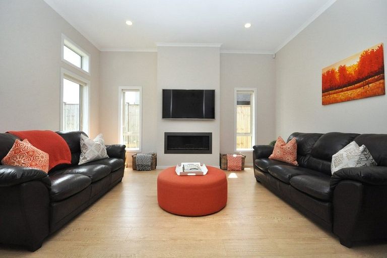Photo of property in 11 Paso Fino Crescent, Karaka, Papakura, 2113