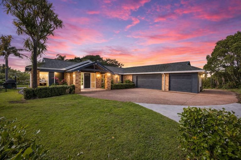 Photo of property in 6/199 Birdwood Road, Massey, Auckland, 0614