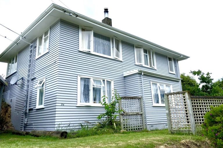Photo of property in 54 Bird Grove, Stokes Valley, Lower Hutt, 5019