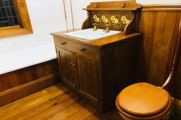 Photo of property in 957 Colombo Street, St Albans, Christchurch, 8014