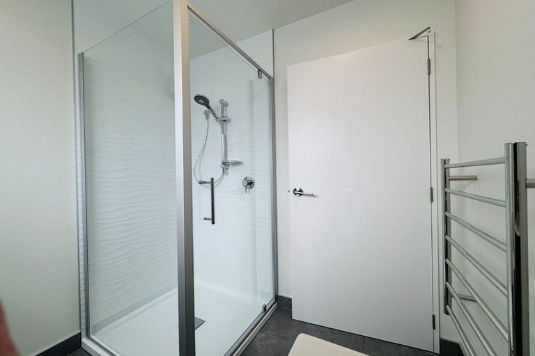 Photo of property in 2/9a Maronan Street, Woolston, Christchurch, 8023