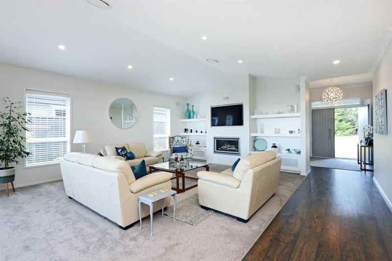 Photo of property in 49 Arataki Road, Havelock North, 4130