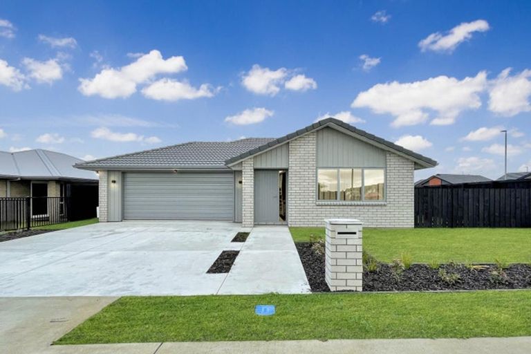 Photo of property in 15 Aspen Grove, Fernhill, Queenstown, 9300