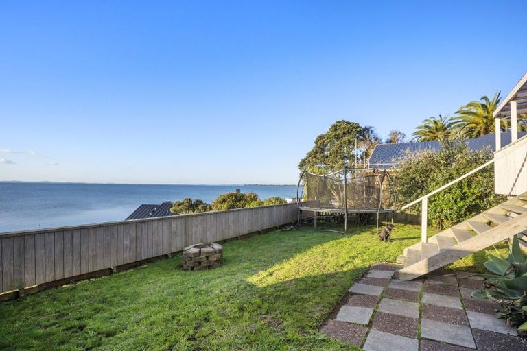 Photo of property in 32b Crispe Road, Clarks Beach, 2122