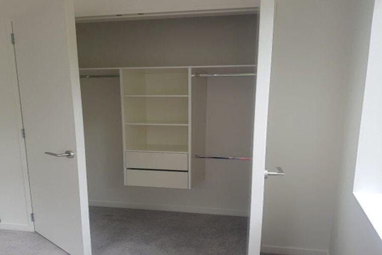 Photo of property in 18 Vazey Way, Hobsonville, Auckland, 0618