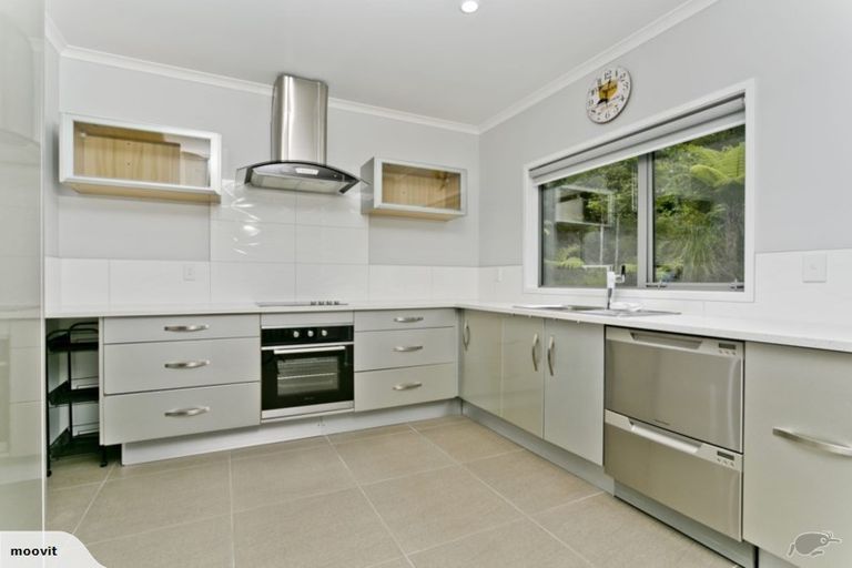 Photo of property in 16 Hobson Heights Road, Lucas Heights, Auckland, 0632
