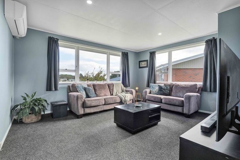 Photo of property in 75 Wrantage Street, Westown, New Plymouth, 4310