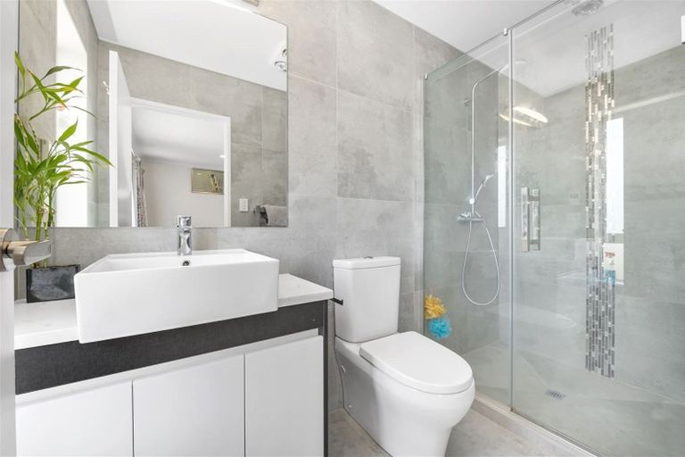 Photo of property in 7 Drumconnell Drive, Flat Bush, Auckland, 2019