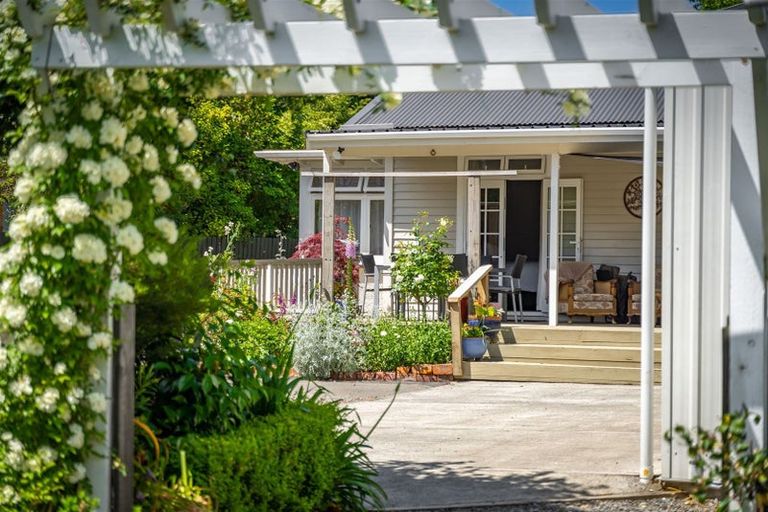 Photo of property in 37 Jordan Terrace, Lansdowne, Masterton, 5810