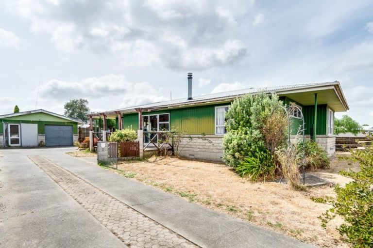 Photo of property in 27 Cartier Crescent, Flaxmere, Hastings, 4120