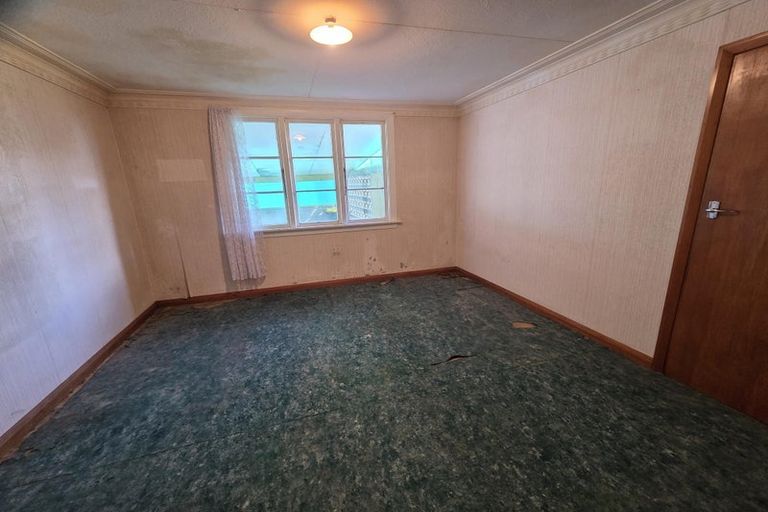 Photo of property in 256 Clyde Street, Balclutha, 9230