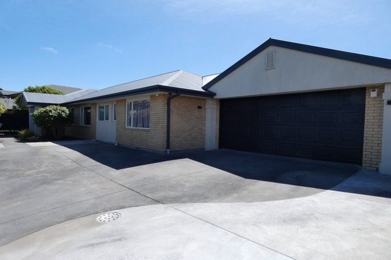 Photo of property in 6 Rawei Place, Harewood, Christchurch, 8051
