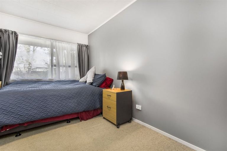 Photo of property in 37 Glennandrew Drive, Half Moon Bay, Auckland, 2012