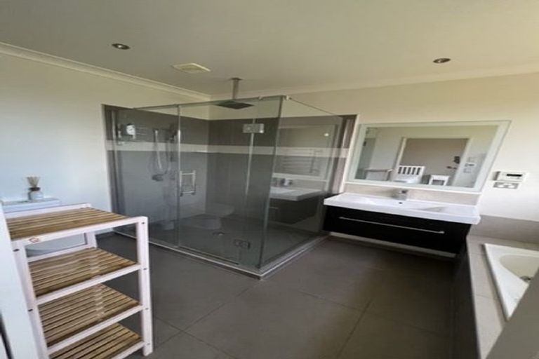 Photo of property in 8 Handley Crescent, Wigram, Christchurch, 8042