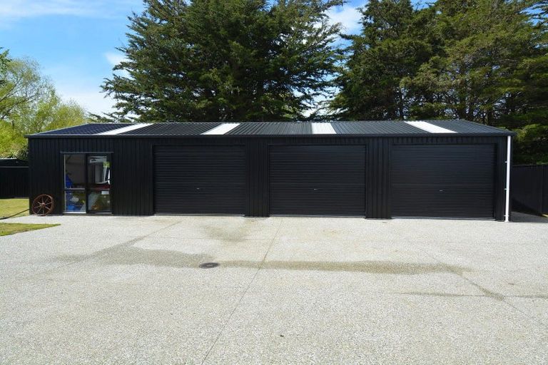 Photo of property in 77 Richfield Drive, Waikiwi, Invercargill, 9810