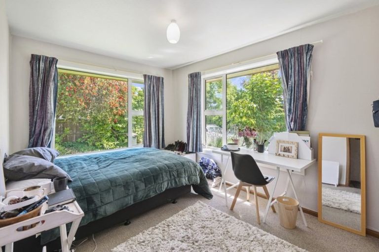 Photo of property in 54 Peer Street, Upper Riccarton, Christchurch, 8041