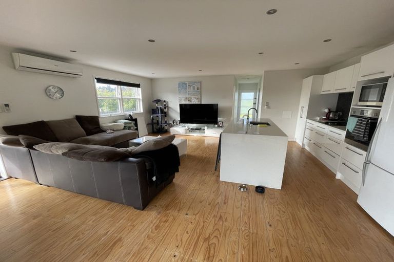 Photo of property in 6 Karaka Road, Whenuapai, Auckland, 0618