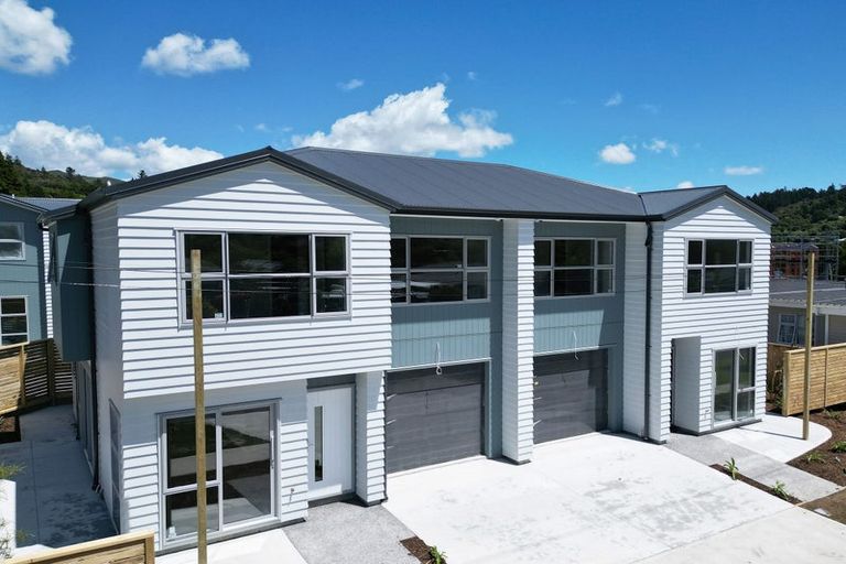 Photo of property in 4a Horoeka Street, Stokes Valley, Lower Hutt, 5019