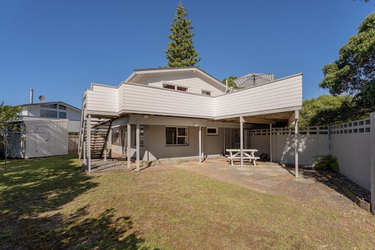 Photo of property in 32 Mccall Avenue, Pauanui, Hikuai, 3579