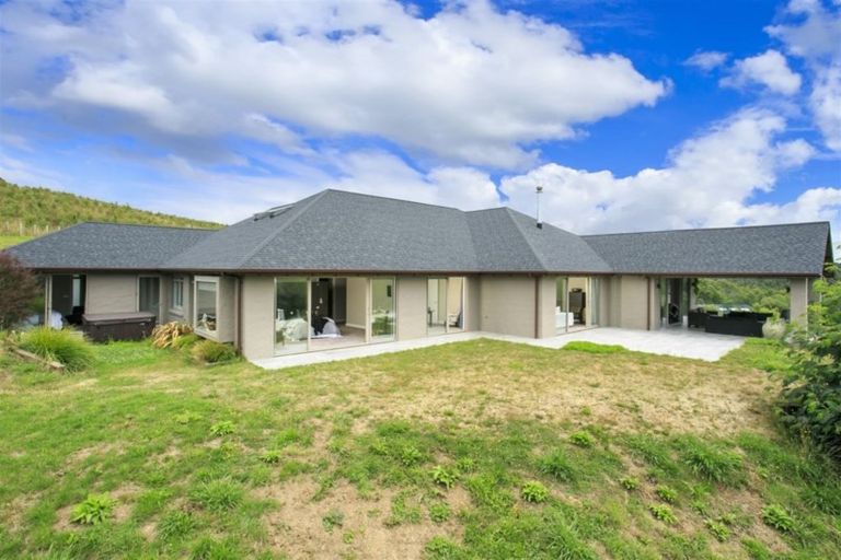 Photo of property in 55 Hartway Grove, Coatesville, 0792