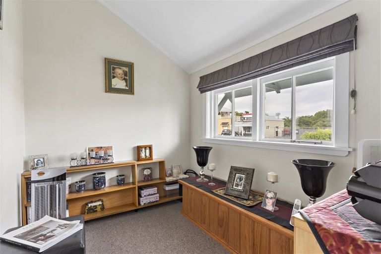 Photo of property in 12 Daniell Street, Featherston, 5710