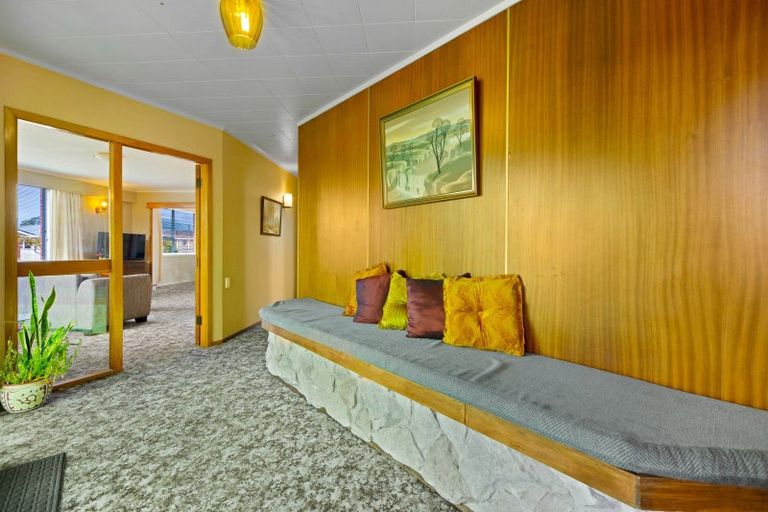 Photo of property in 9 Severn Place, Spotswood, New Plymouth, 4310