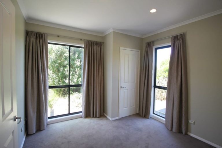 Photo of property in 43 Waverton Terrace, Churton Park, Wellington, 6037