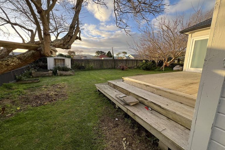 Photo of property in 6 Keys Street, Naenae, Lower Hutt, 5011
