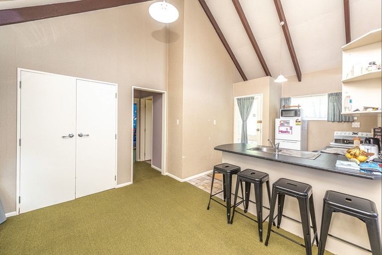 Photo of property in 21a Karewa Street, Castlecliff, Whanganui, 4501