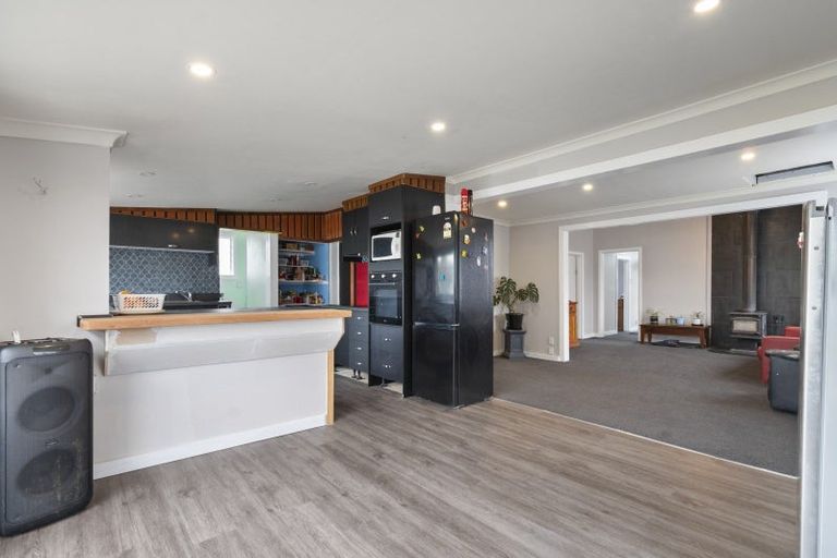 Photo of property in 32 Flower Street, Bulls, 4818