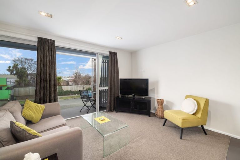 Photo of property in 2/193g Riccarton Road, Riccarton, Christchurch, 8041