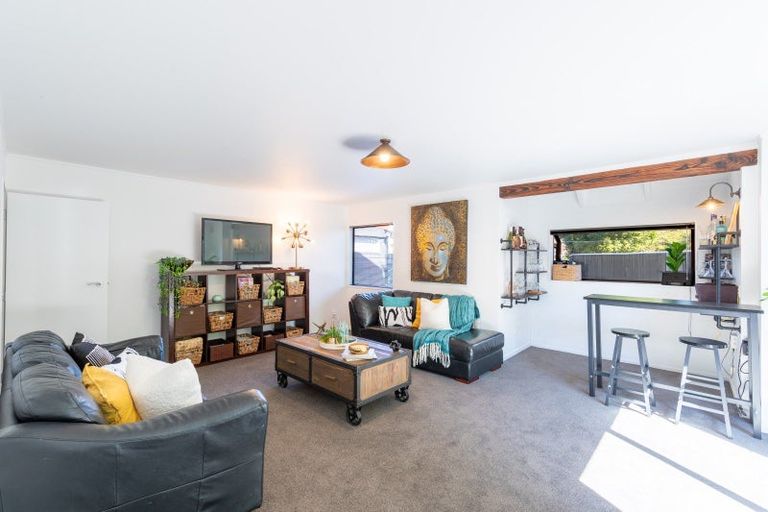 Photo of property in 11 Johnswood Grove, Clouston Park, Upper Hutt, 5018