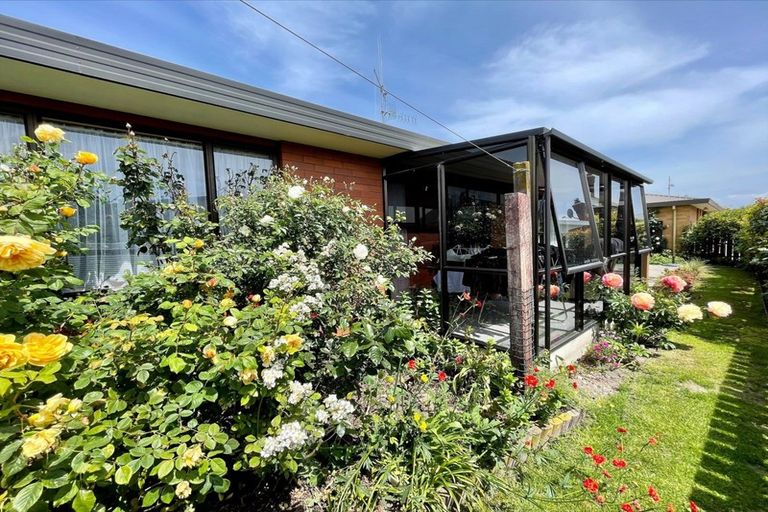 Photo of property in 4/93 Avenue Road, West End, Timaru, 7910