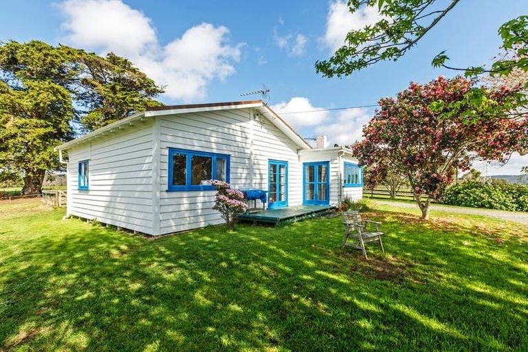 Photo of property in 5 Diamond Lane, Riverhead, 0793