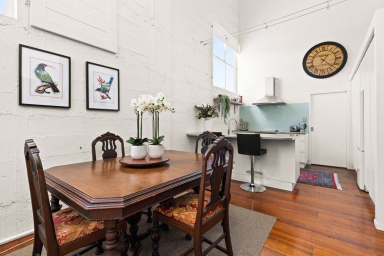 Photo of property in 17 Waghorne Street, Ahuriri, Napier, 4110