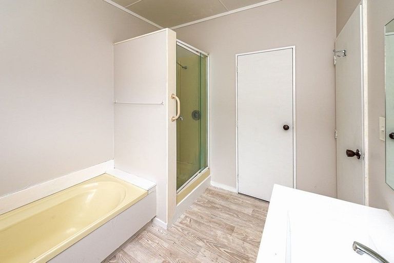 Photo of property in 15b Totara Street, Tawhero, Whanganui, 4501