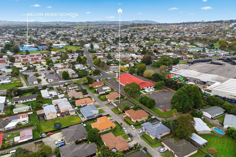 Photo of property in 99c Settlement Road, Papakura, 2110