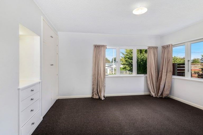 Photo of property in 2 Park Road, Western Heights, Rotorua, 3015