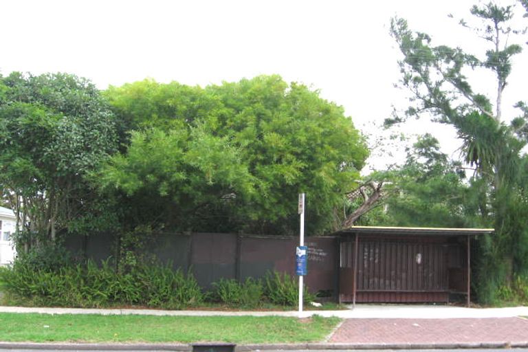 Photo of property in 51 Glendale Road, Glen Eden, Auckland, 0602