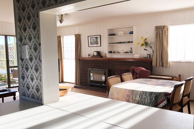 Photo of property in 8 Dunallen Avenue, Marton, 4710