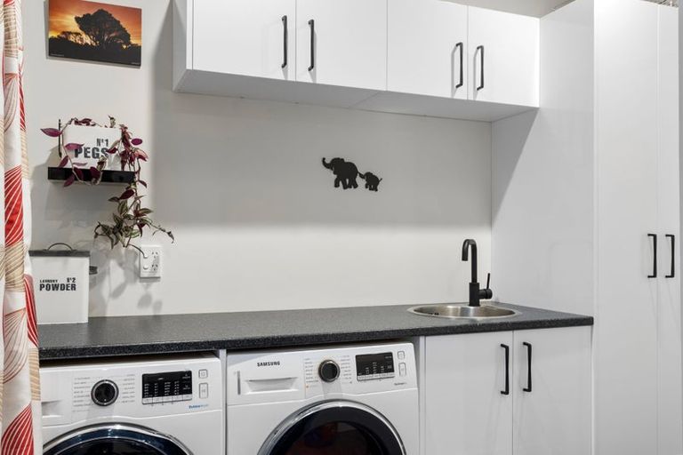 Photo of property in 72 Tilford Street, Woolston, Christchurch, 8062