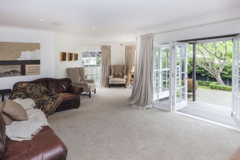 Photo of property in 233 Clyde Road, Burnside, Christchurch, 8053