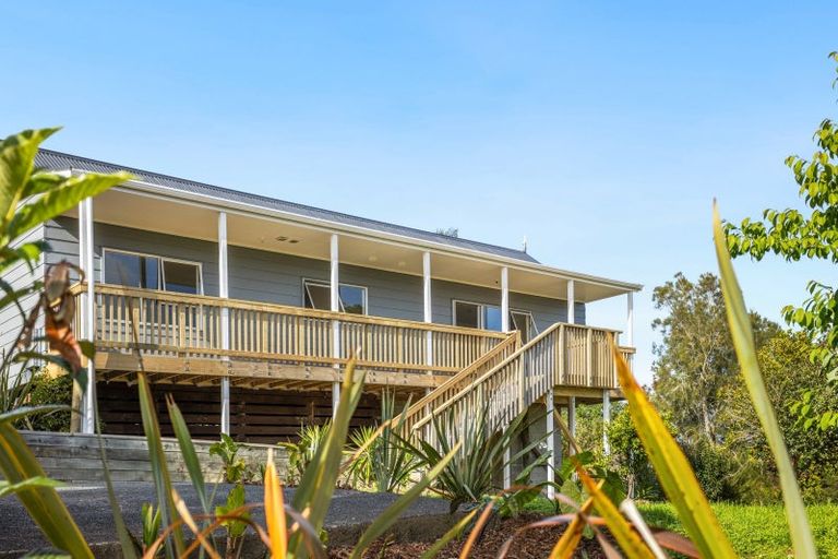 Photo of property in 85c Yorke Road, Haruru, 0204