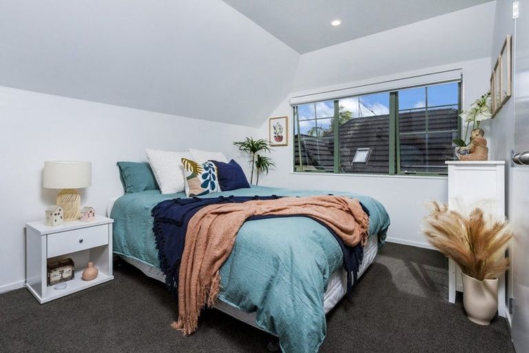 Photo of property in 13l Eban Avenue, Hillcrest, Auckland, 0627