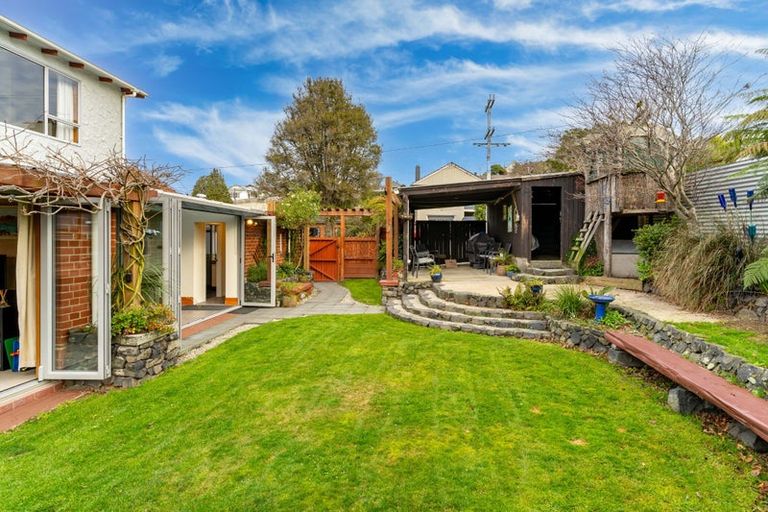 Photo of property in 7 Byron Street, Mornington, Dunedin, 9011