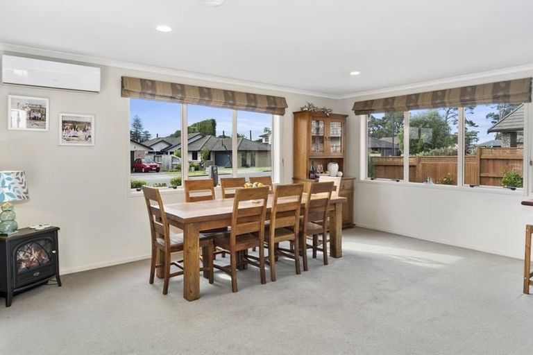 Photo of property in 10 Garvan Glen, Pyes Pa, Tauranga, 3112