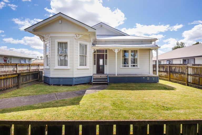 Photo of property in 27 Ada Street, Hokowhitu, Palmerston North, 4410